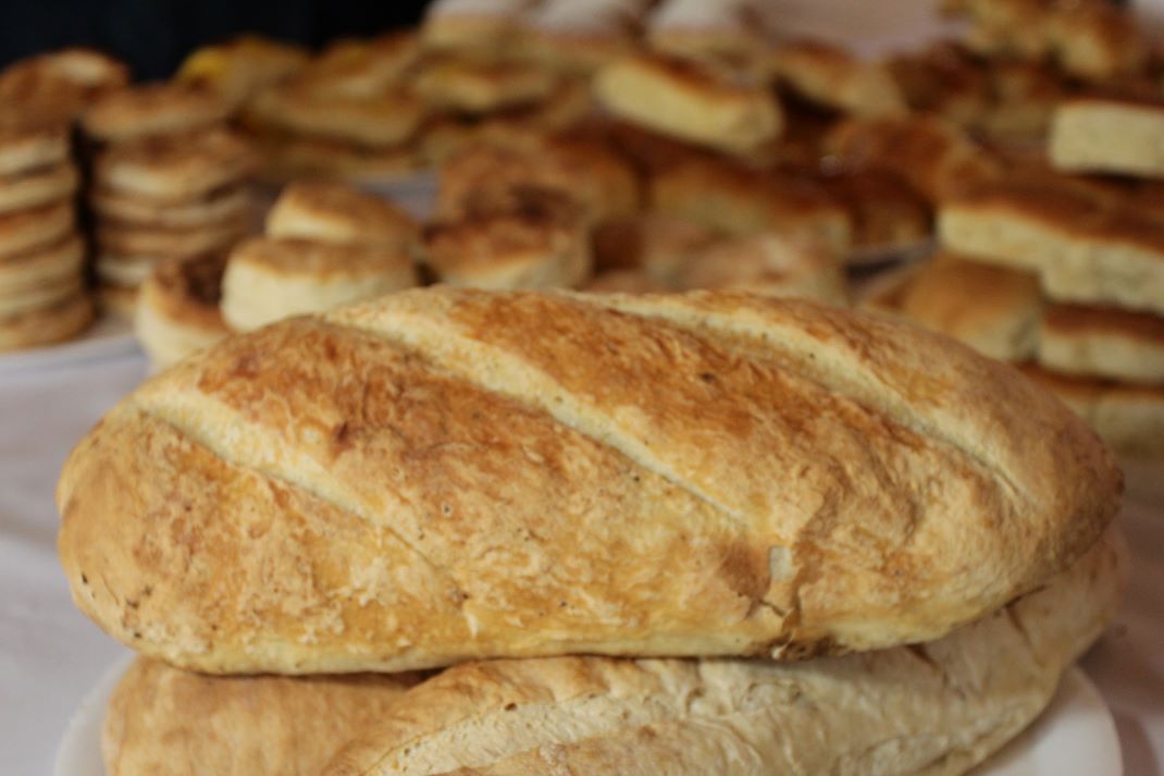 Totilla al rescoldo (bread baked in embers)